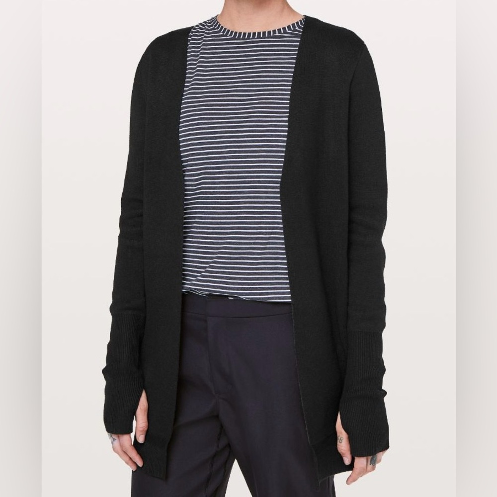Lululemon Pleat To Street Bomber
Size - 4
Style Number: W4ARTS
